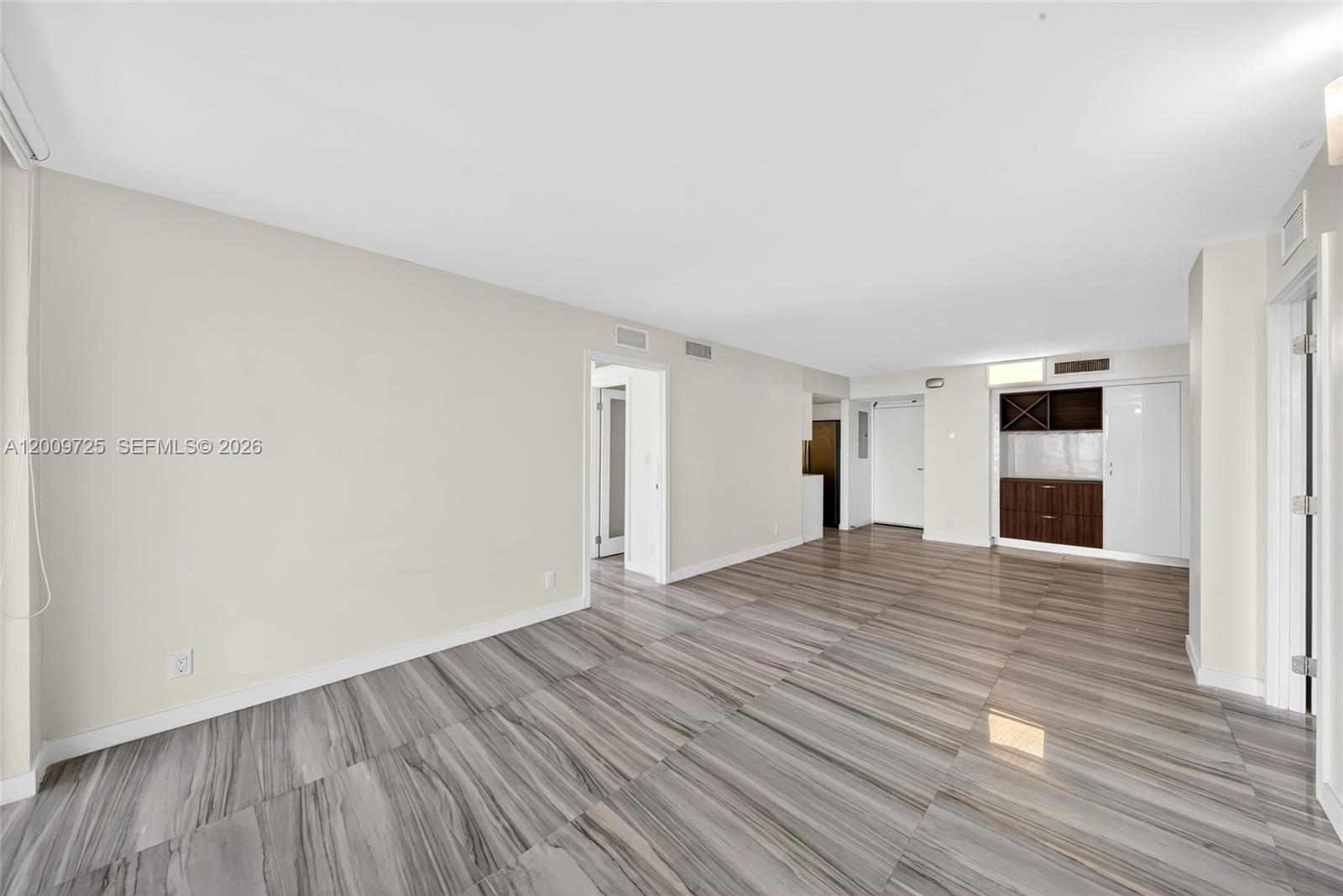 Photo of 3401 Country Club Dr #812, Aventura, Florida, 33180 -