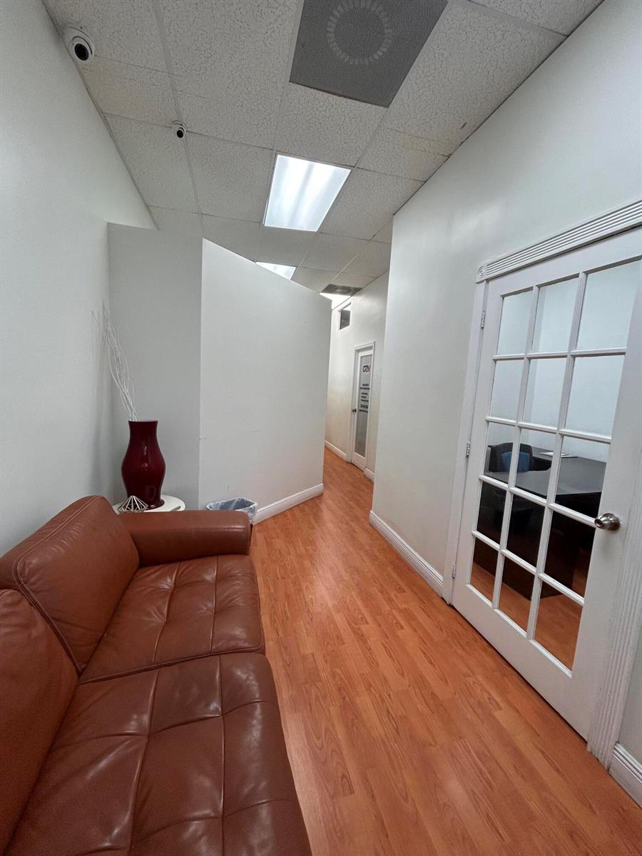 Ver detalles 10 / 0 sq. ft. $ 2026-06-15 0 foto