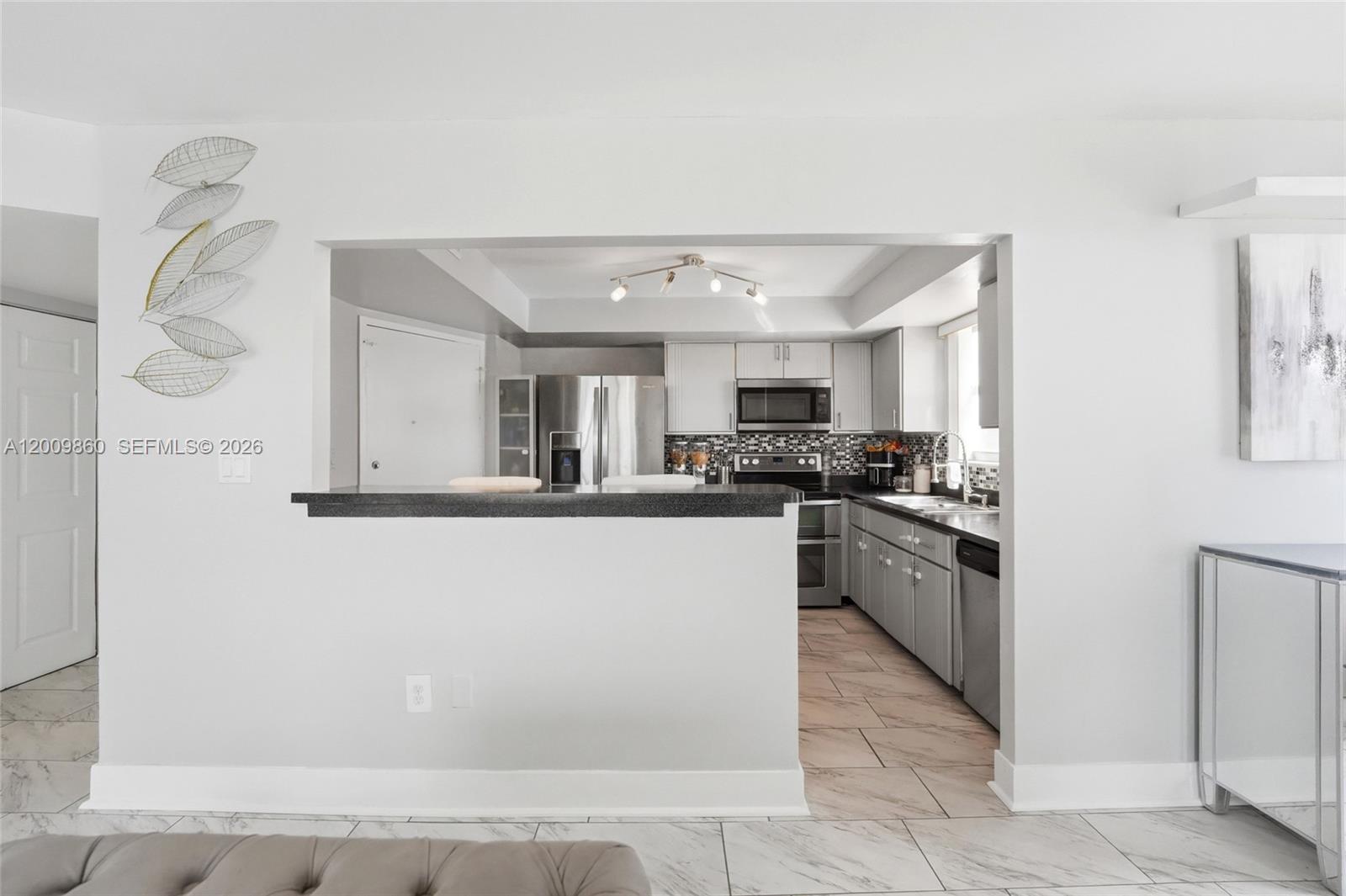 315W 2 / 2 1140 sq. ft. $ 2026-06-04 0 foto