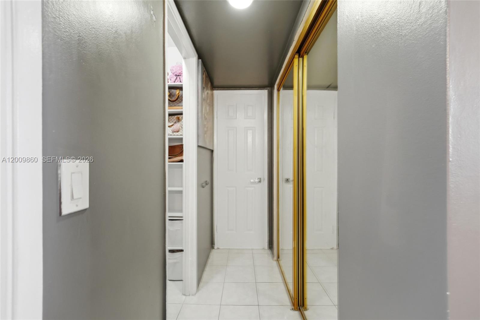 315W 2 / 2 1140 sq. ft. $ 2026-06-04 0 foto
