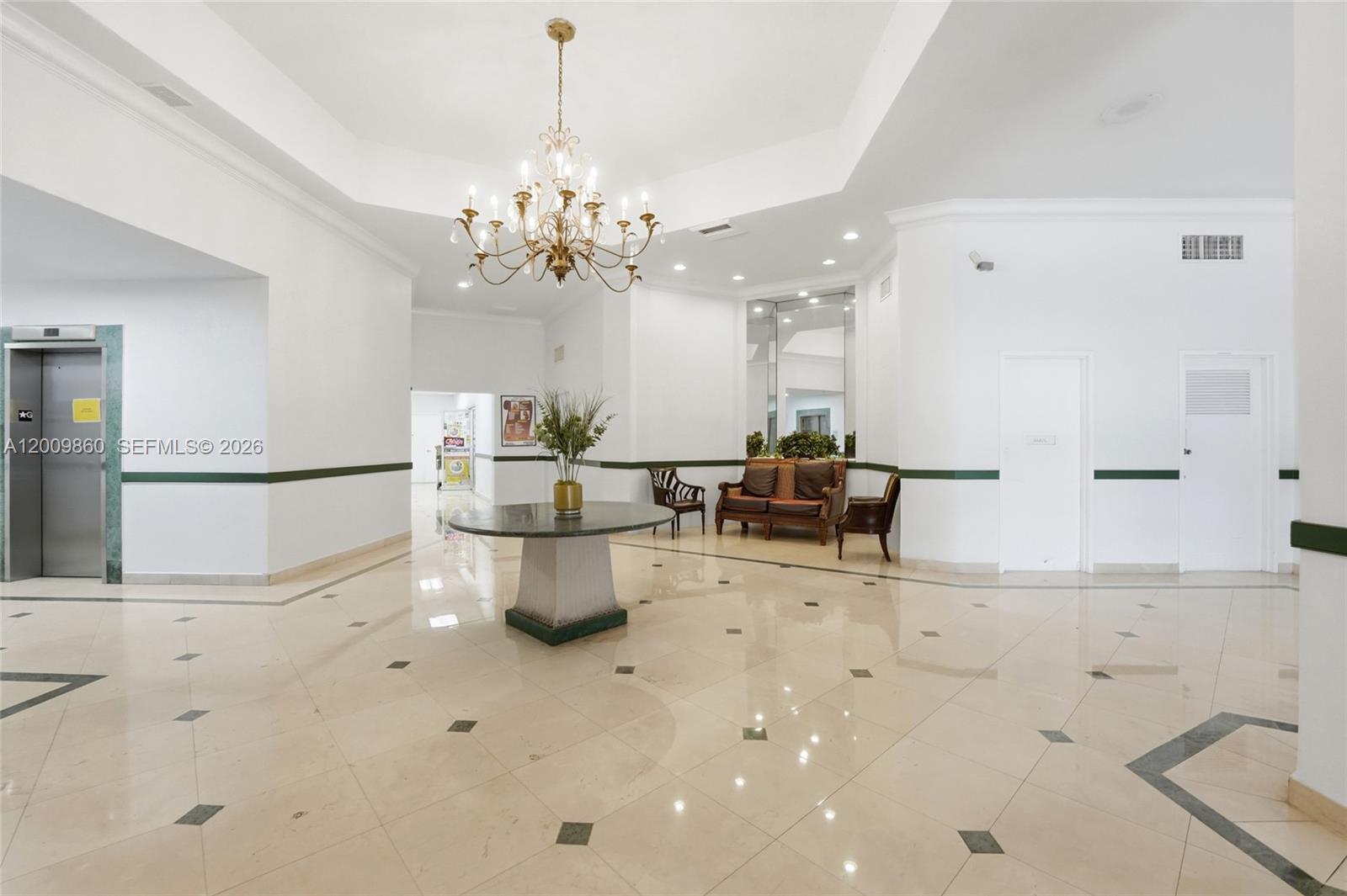 315W 2 / 2 1140 sq. ft. $ 2026-06-04 0 foto