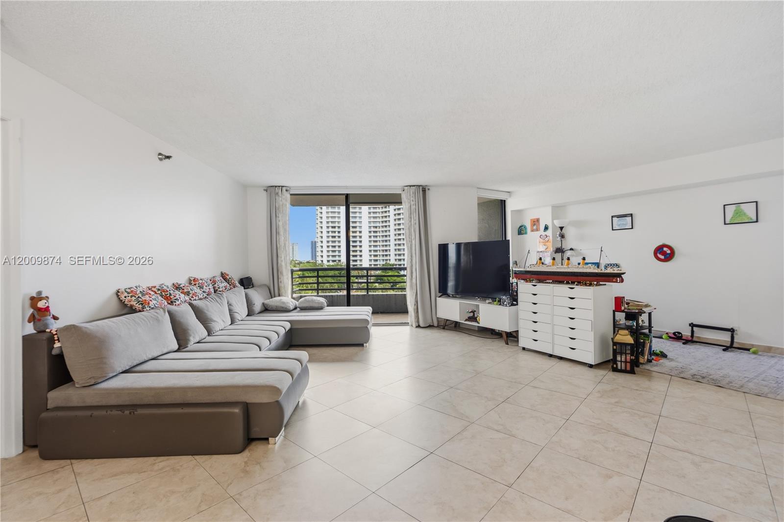 Photo of 3300 191st St #609, Aventura, Florida, 33180 -