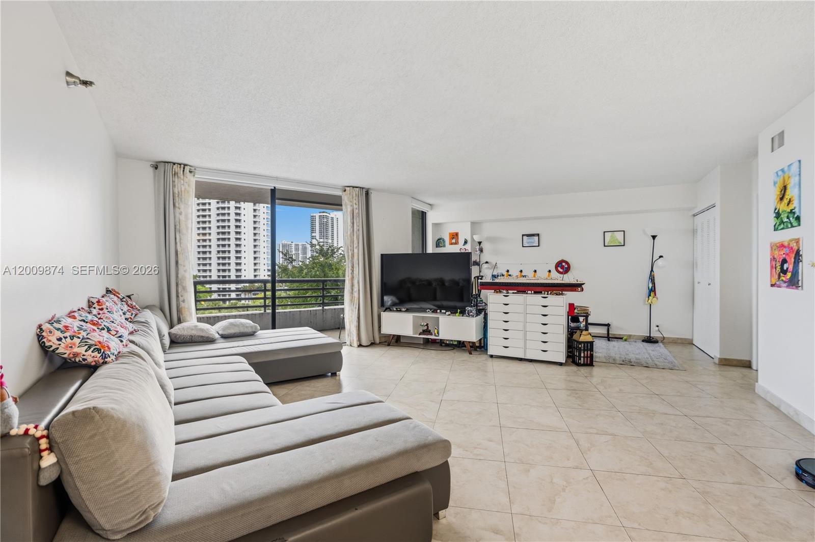 Photo of 3300 191st St #609, Aventura, Florida, 33180 -