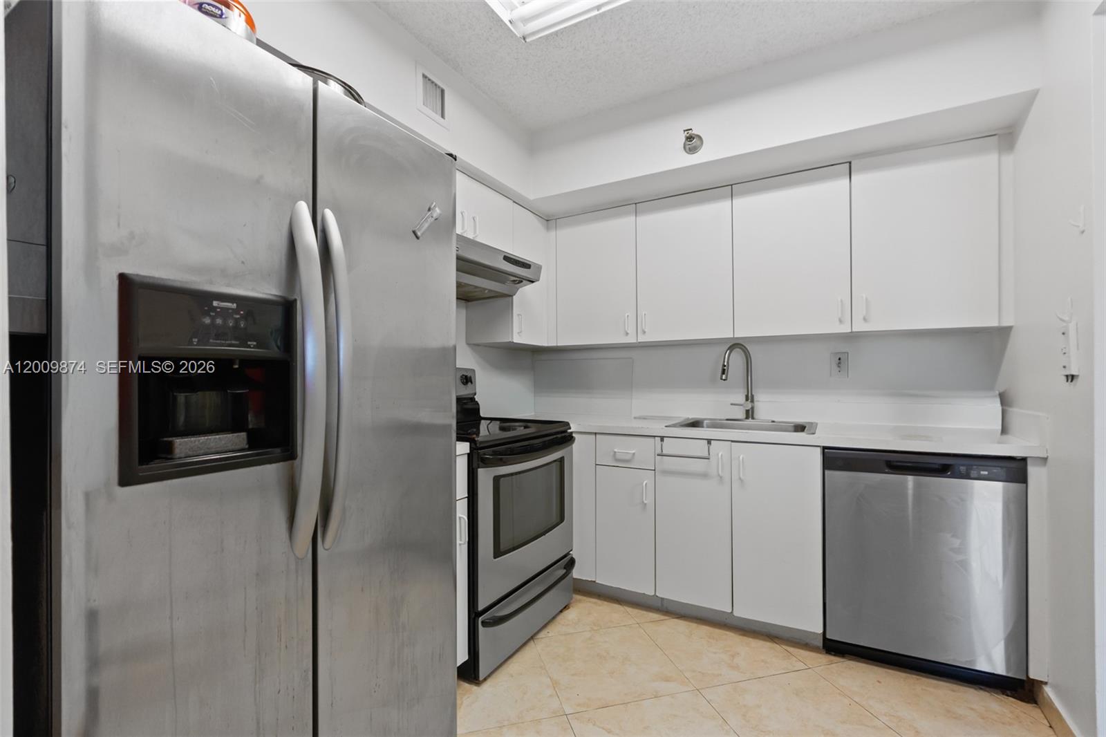 Photo of 3300 191st St #609, Aventura, Florida, 33180 -