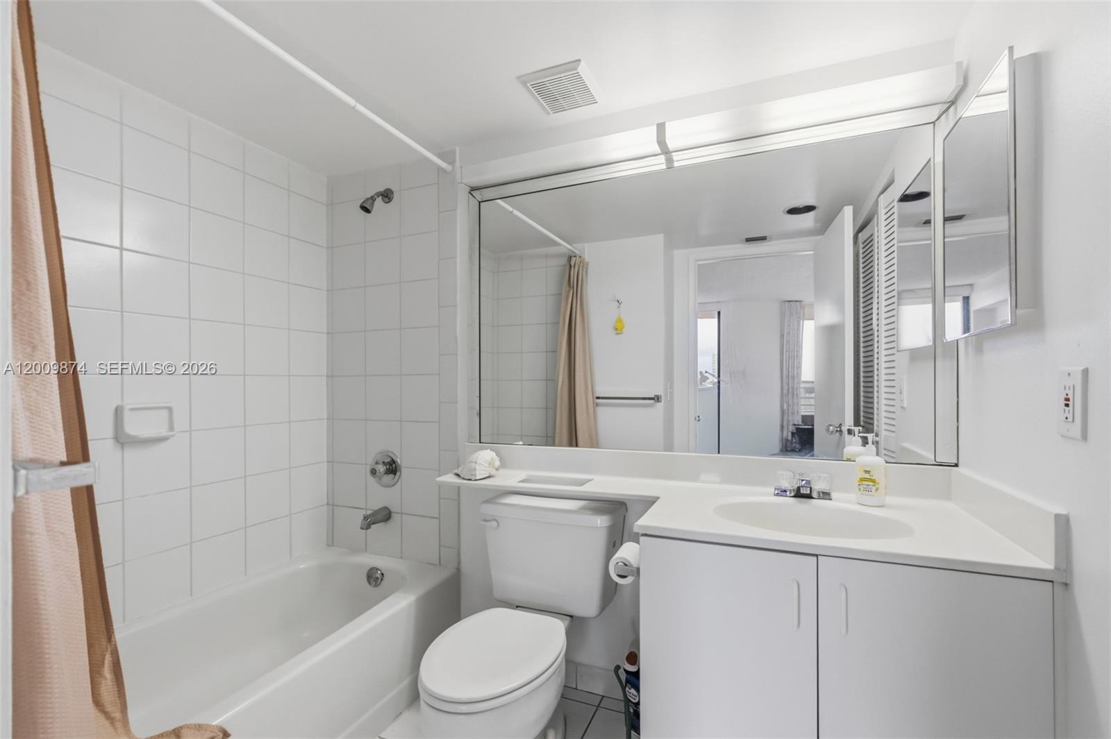 Photo of 3300 191st St #609, Aventura, Florida, 33180 -