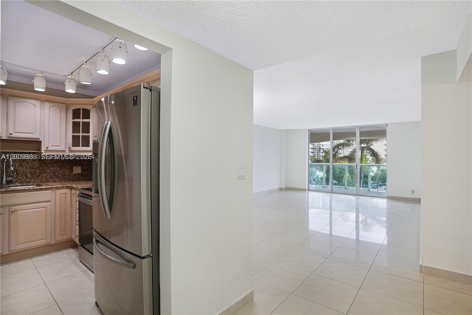 Photo of 3800 Ocean Dr  #414, Hollywood, Florida, 33019 - 
