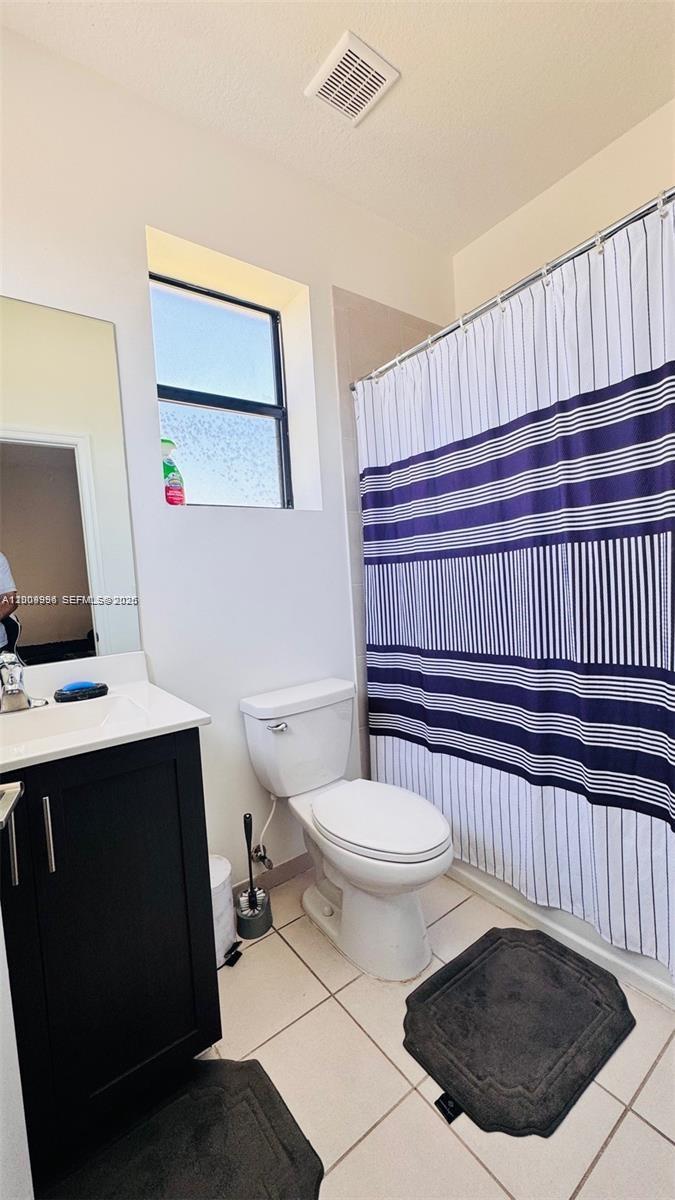 21463 3 / 3 1320 sq. ft. $ 2026-04-29 0 Photo