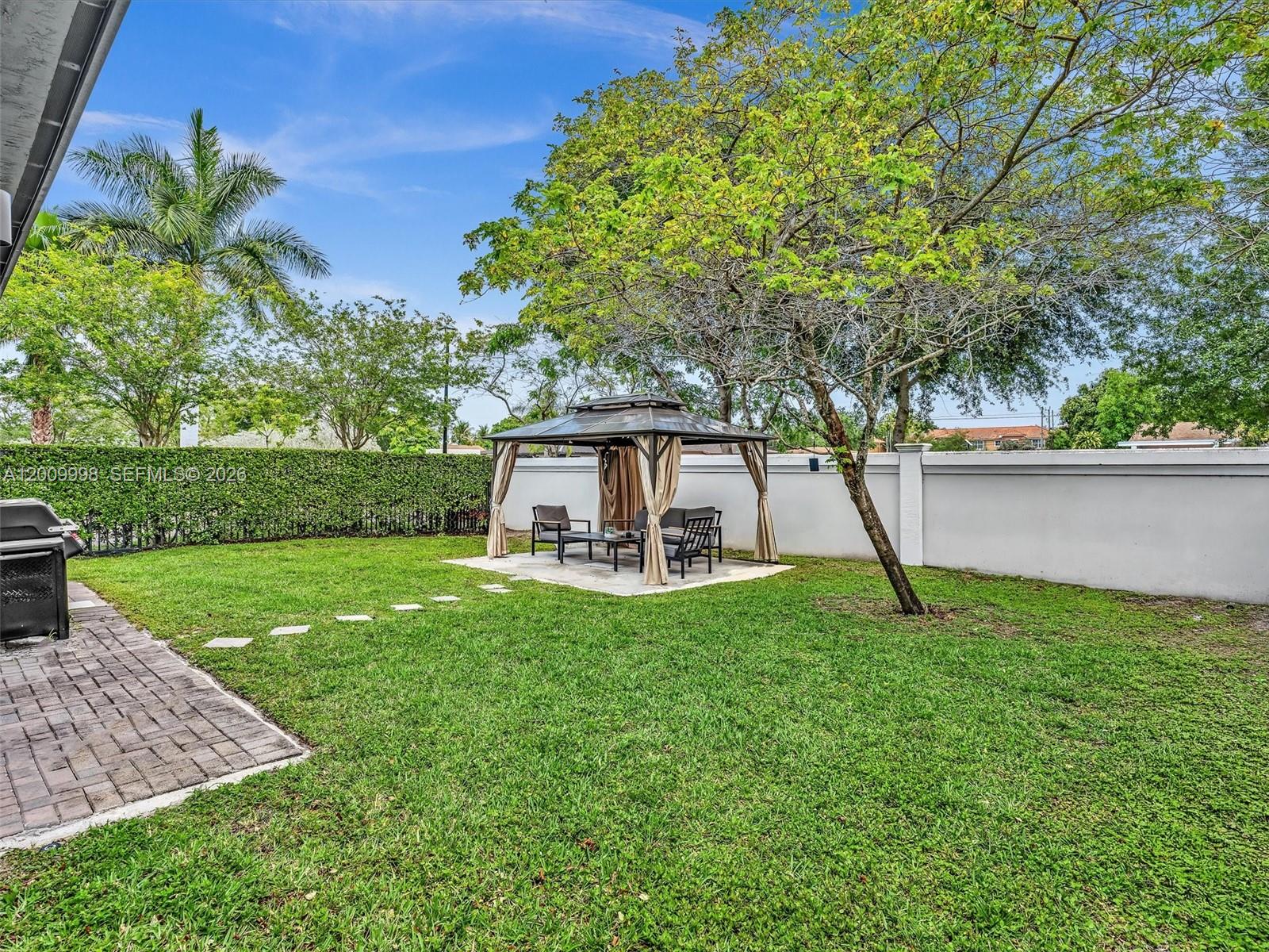 See details 4920 3 / 3 2187 sq. ft. $ 2026-05-06 0 Photo