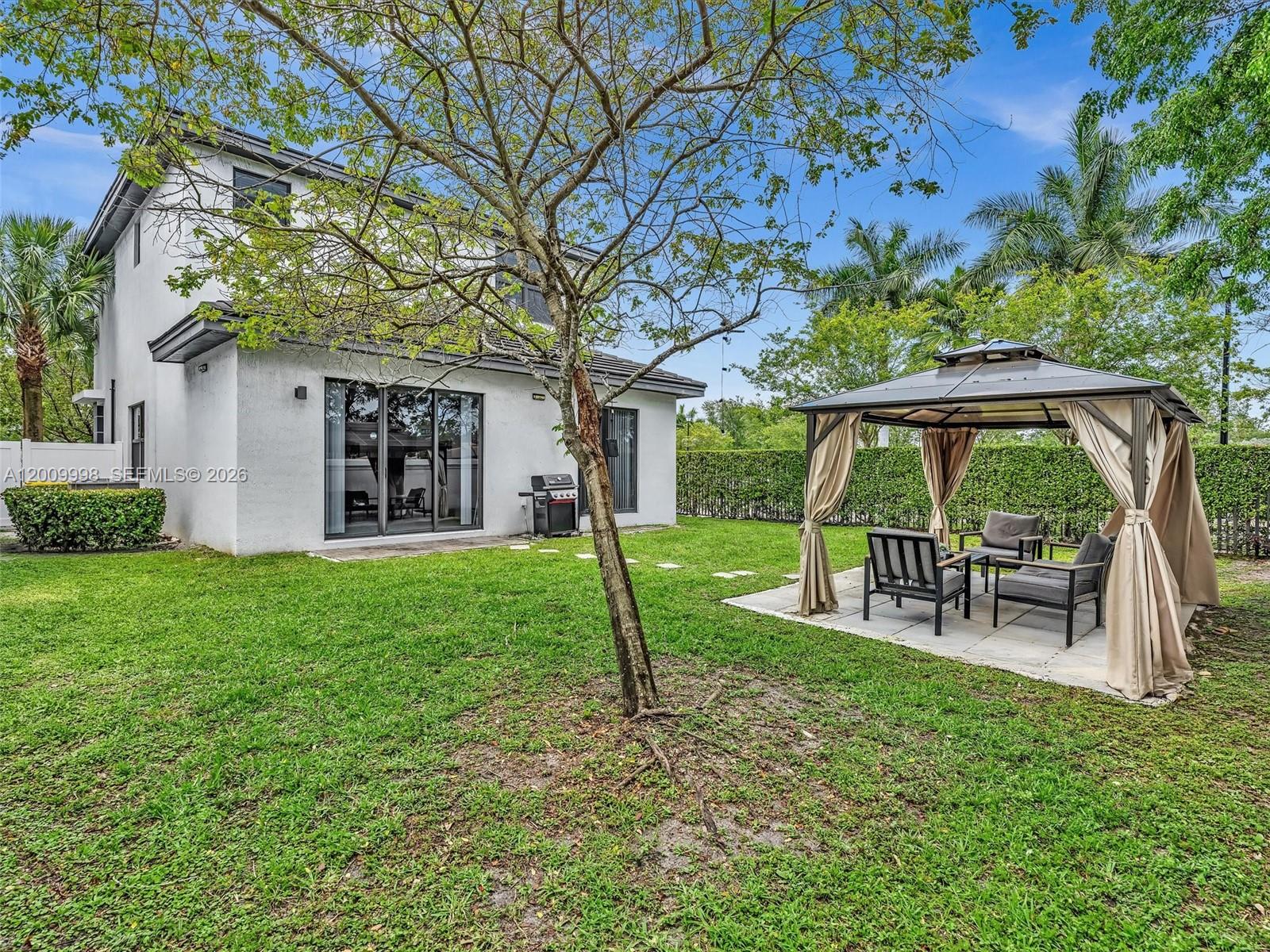 See details 4920 3 / 3 2187 sq. ft. $ 2026-05-06 0 Photo