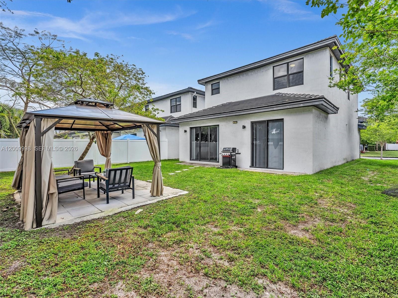 See details 4920 3 / 3 2187 sq. ft. $ 2026-05-06 0 Photo