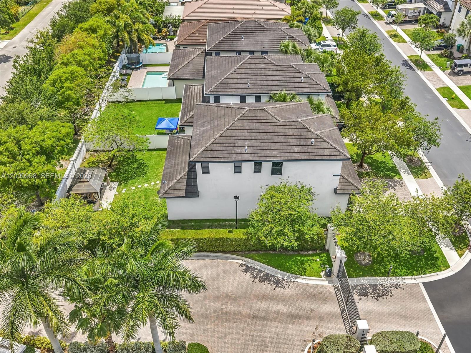 See details 4920 3 / 3 2187 sq. ft. $ 2026-05-06 0 Photo