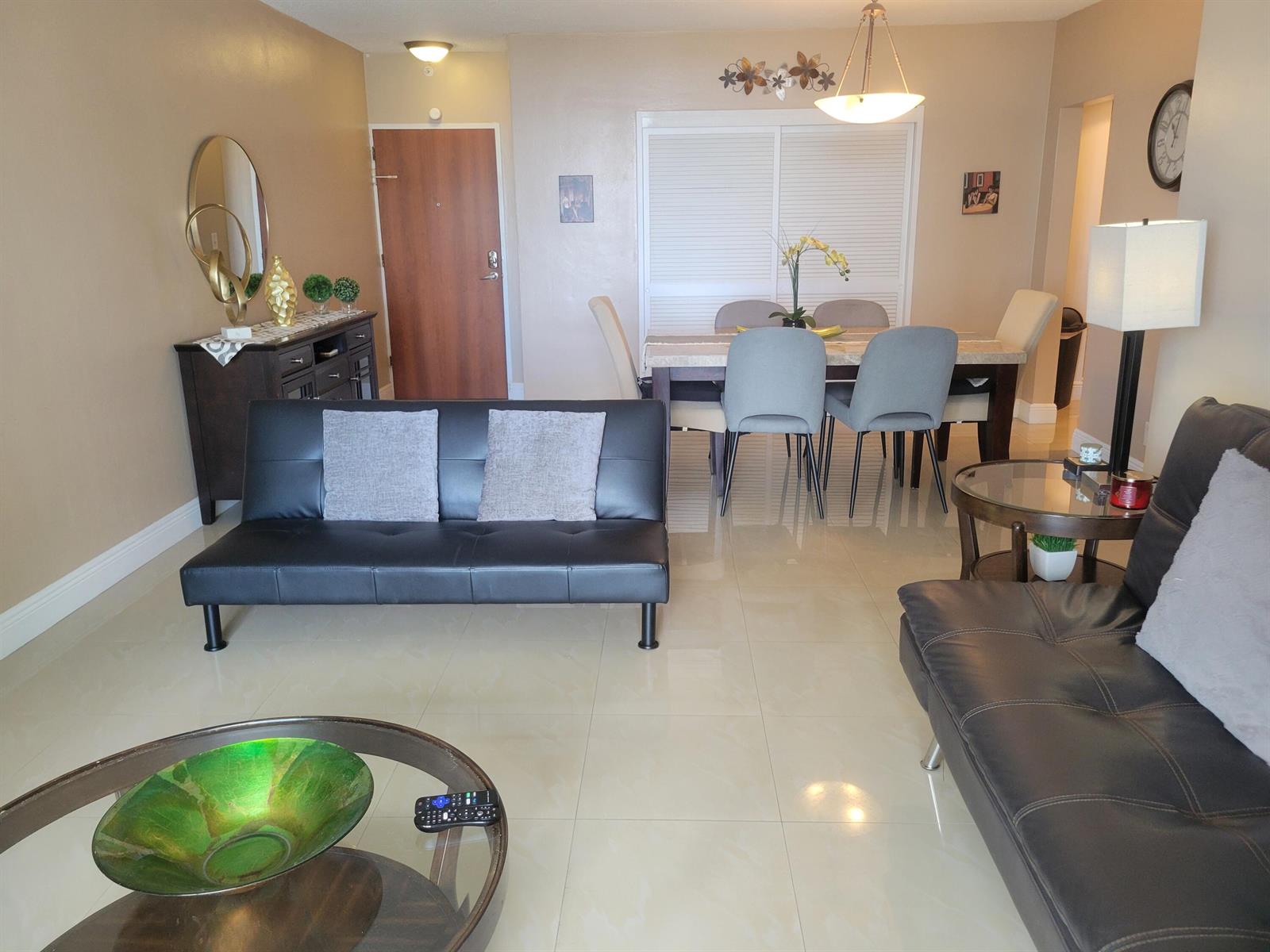 Photo of 3901 Ocean #12t, Hollywood, Florida, 33019 - 20260421_131214