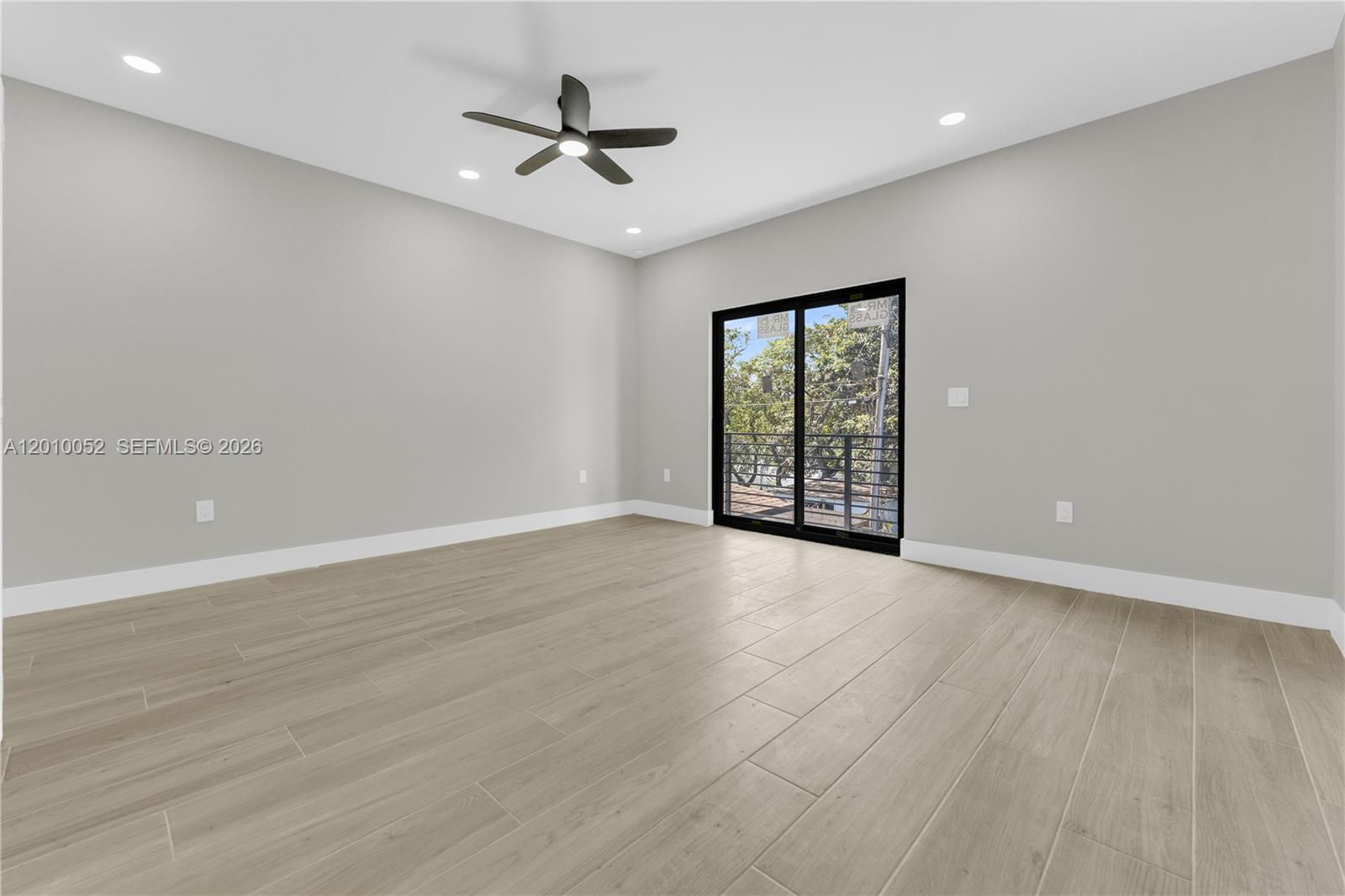 See details / 3312 sq. ft. $ 2026-04-29 0 Photo