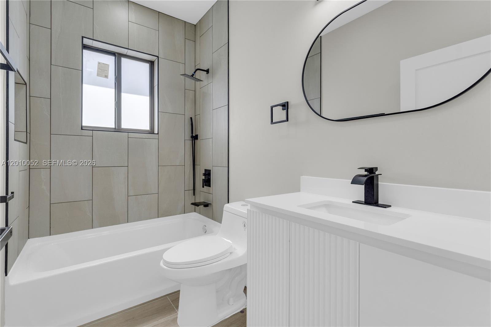 See details / 3312 sq. ft. $ 2026-04-29 0 Photo