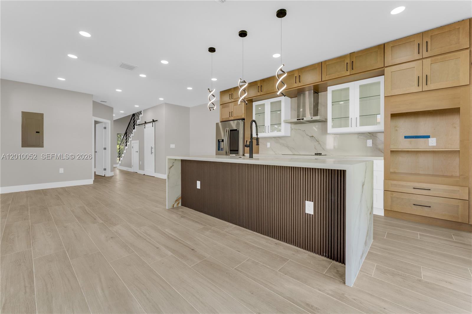 See details / 3312 sq. ft. $ 2026-04-29 0 Photo