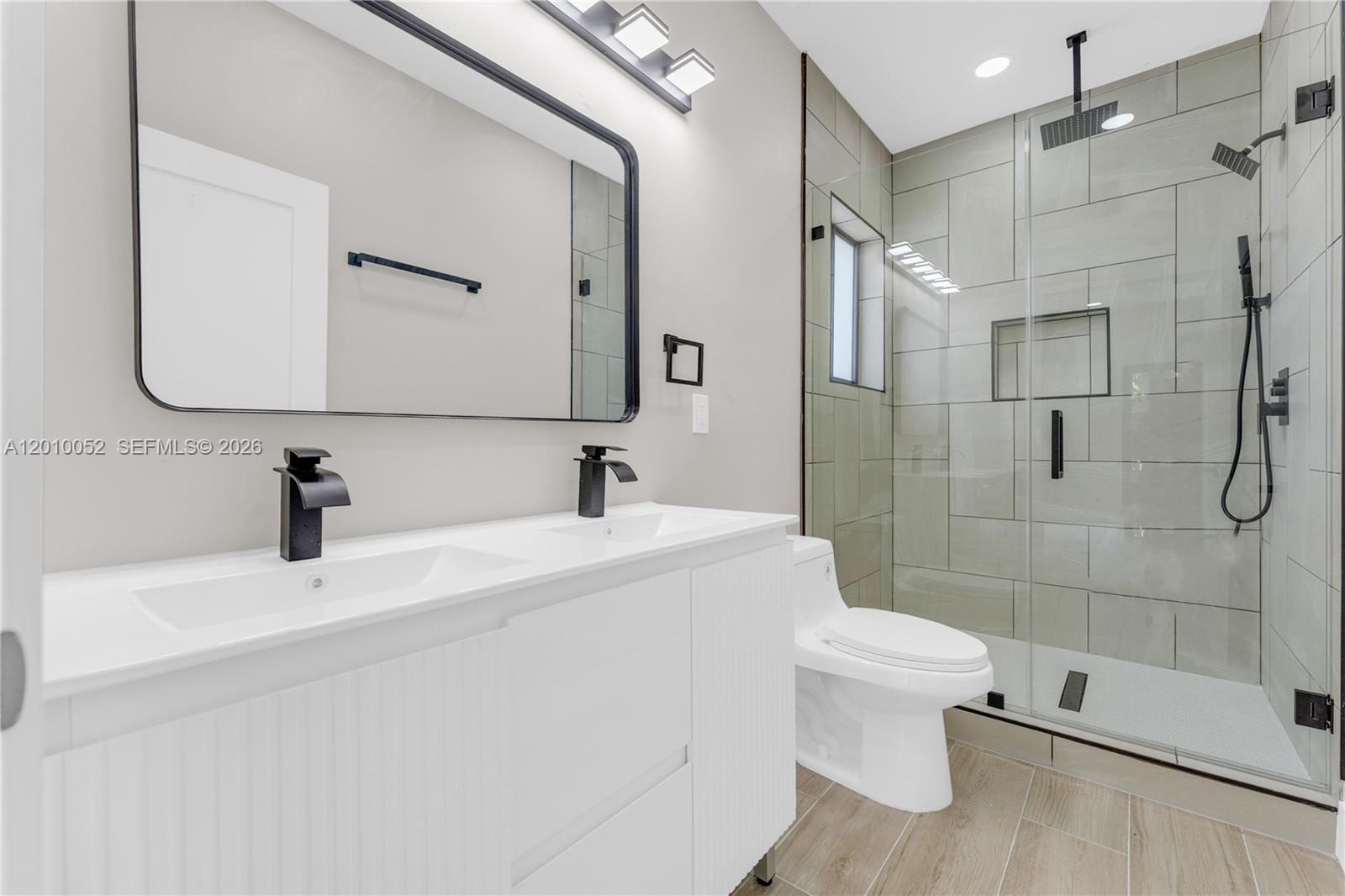 See details / 3312 sq. ft. $ 2026-04-29 0 Photo