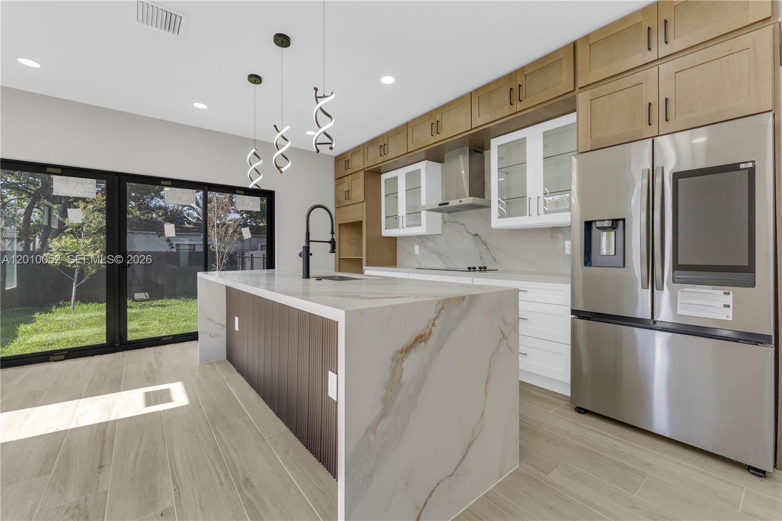 See details / 3312 sq. ft. $ 2026-04-29 0 Photo