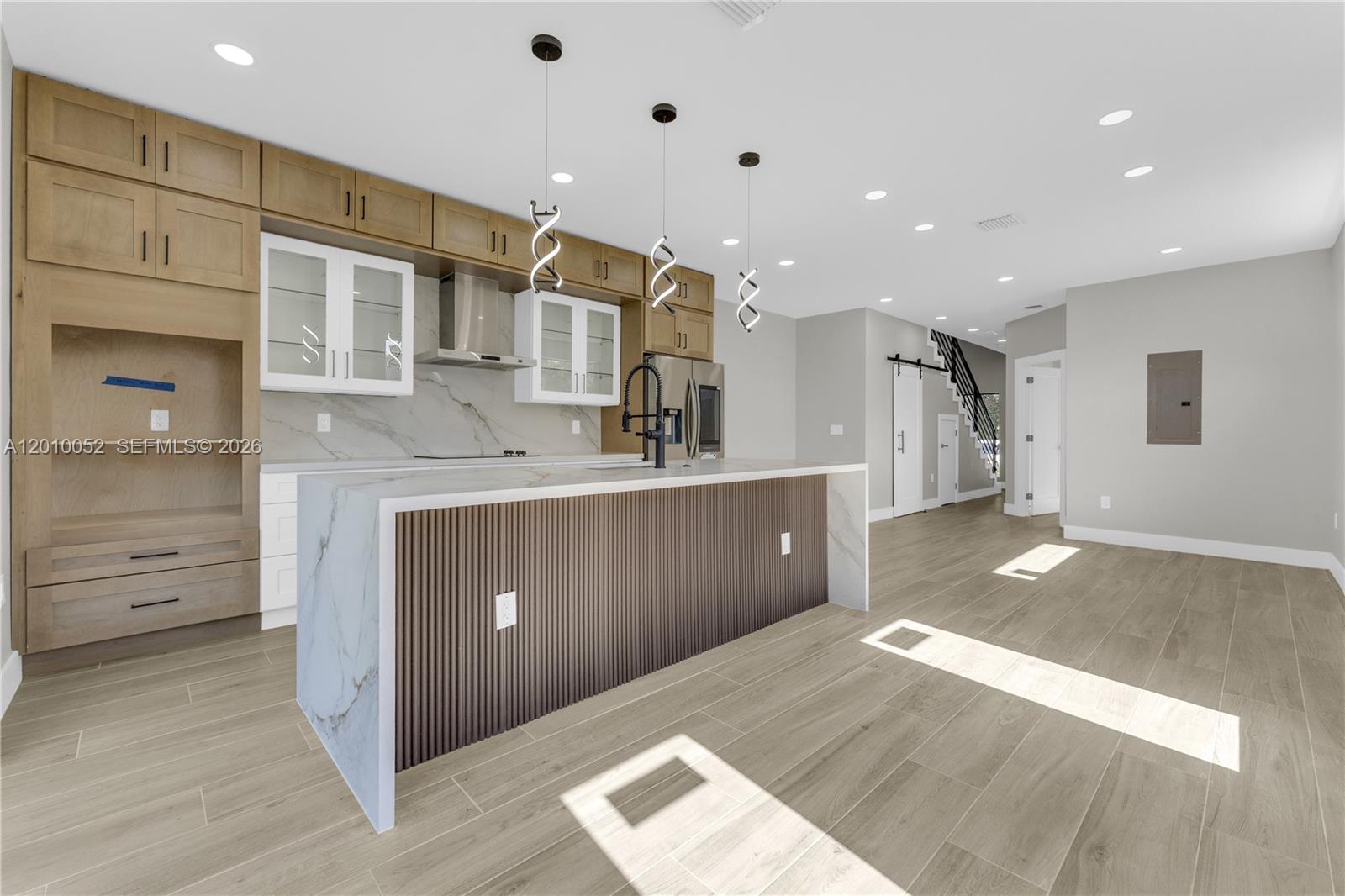 See details / 3312 sq. ft. $ 2026-04-29 0 Photo