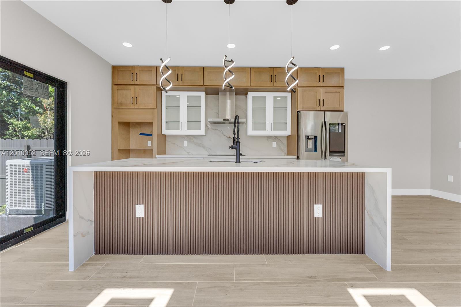 See details / 3312 sq. ft. $ 2026-04-29 0 Photo