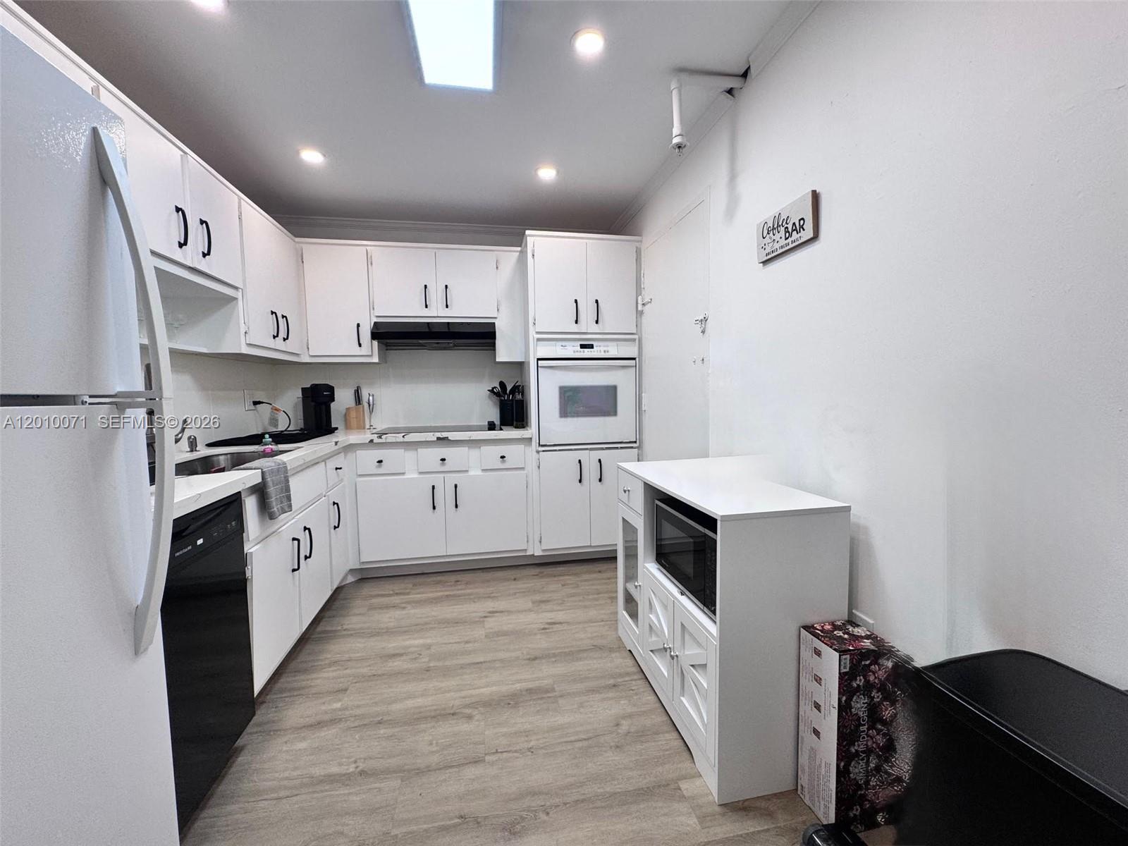 Photo of 400 Kings Point Dr  #1224, Sunny Isles Beach, Florida, 33160 - 