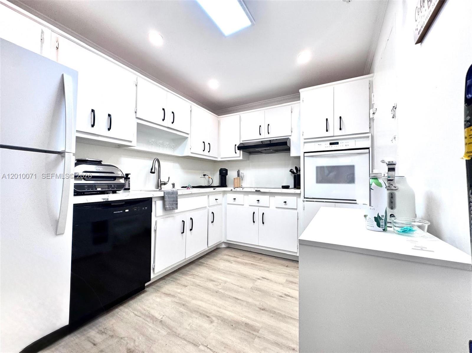 Photo of 400 Kings Point Dr  #1224, Sunny Isles Beach, Florida, 33160 - 