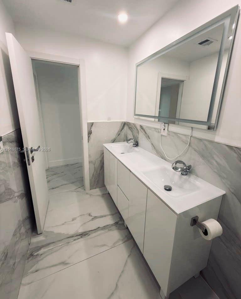 Photo of 19370 Collins Ave  #PH-3, Sunny Isles Beach, Florida, 33160 - 