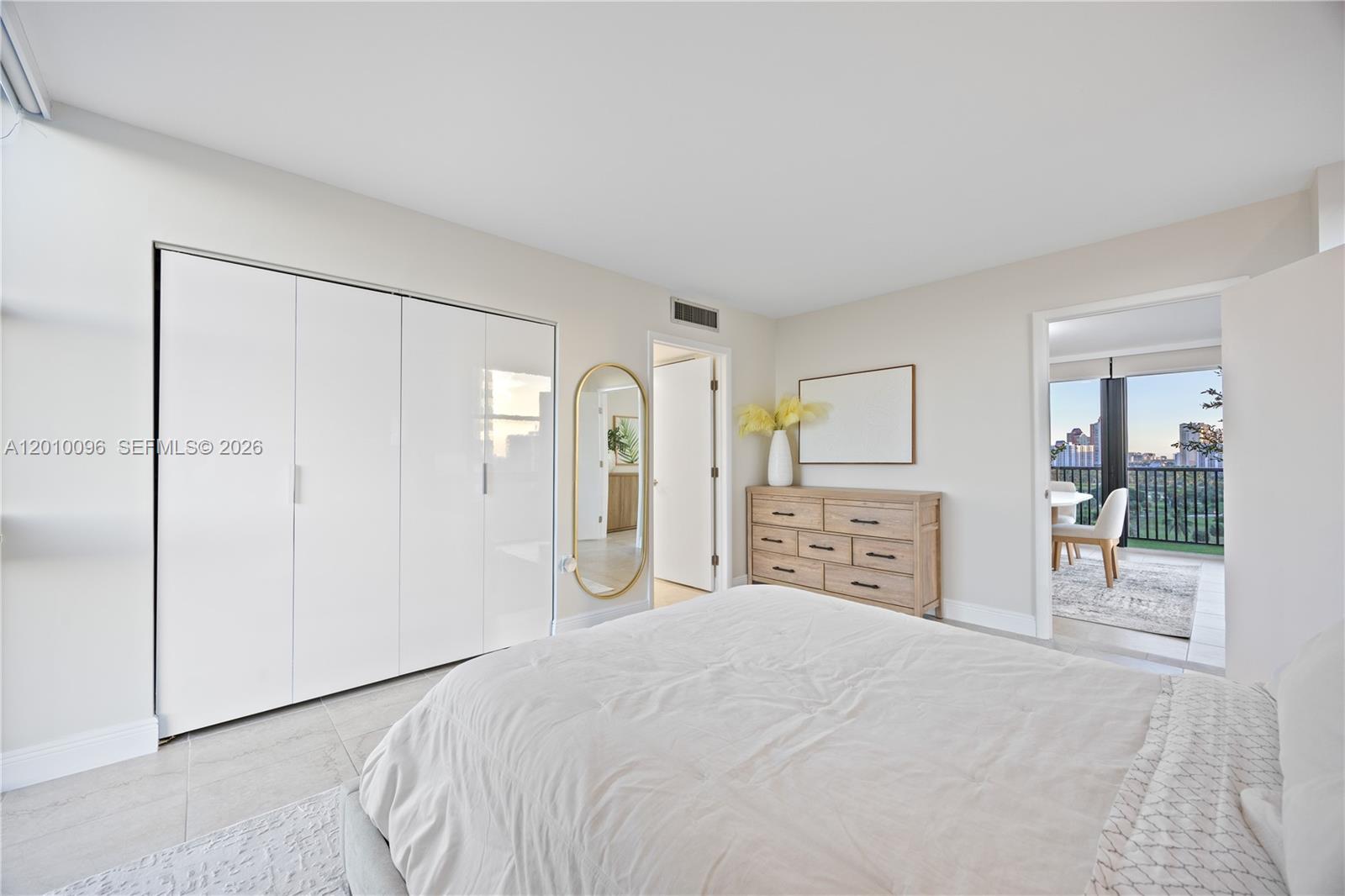 Photo of 20379 Country Club Dr  #1239, Aventura, Florida, 33180 - 