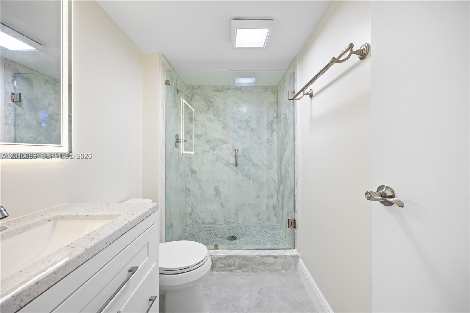 Photo of 20379 Country Club Dr  #1239, Aventura, Florida, 33180 - 