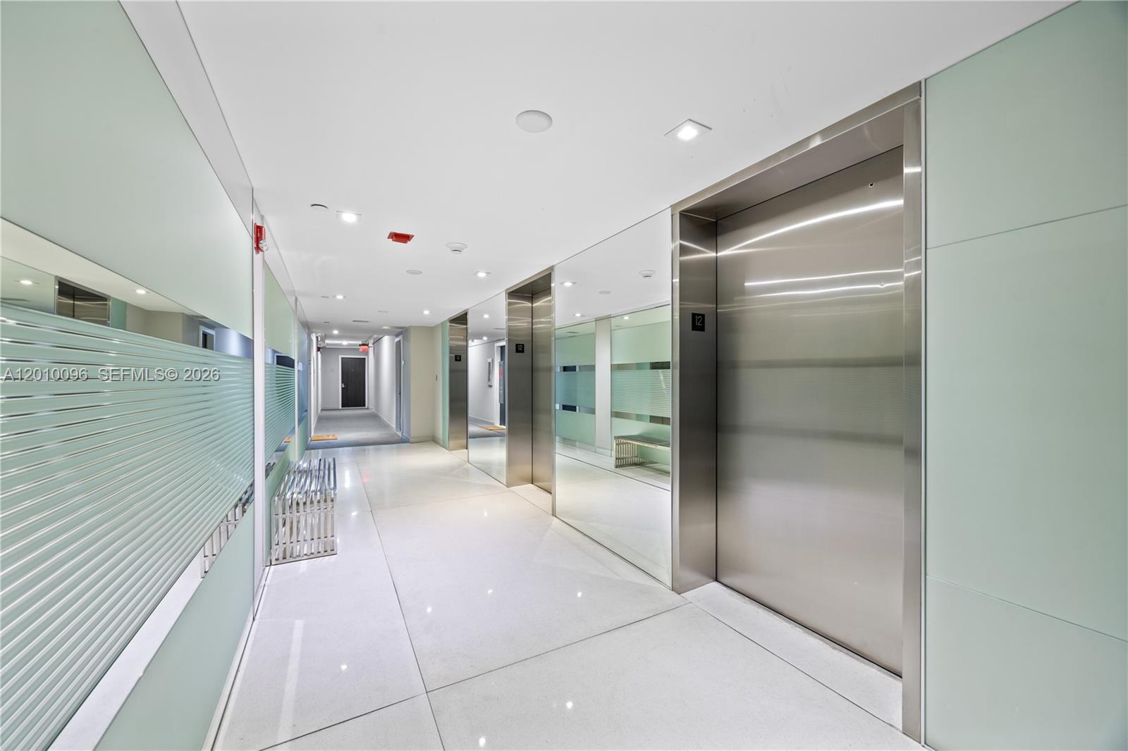 Photo of 20379 Country Club Dr  #1239, Aventura, Florida, 33180 - 