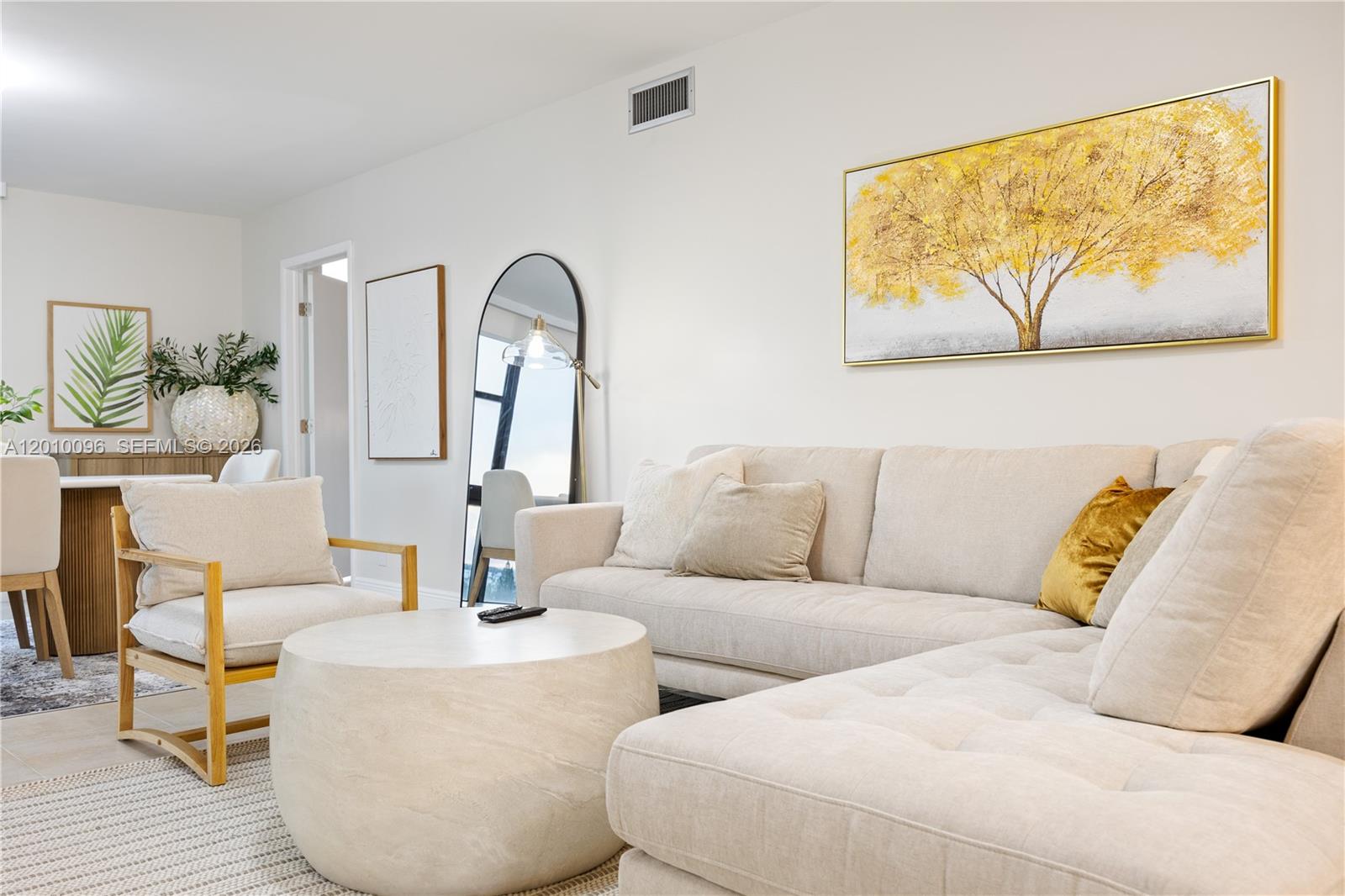 Photo of 20379 Country Club Dr  #1239, Aventura, Florida, 33180 - 