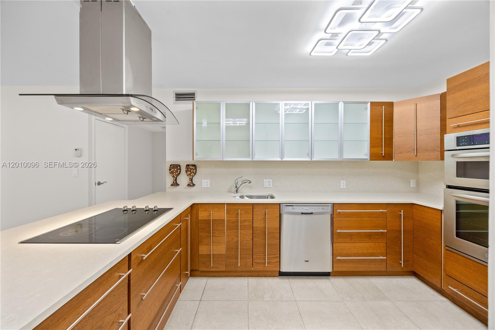 Photo of 20379 Country Club Dr  #1239, Aventura, Florida, 33180 - 