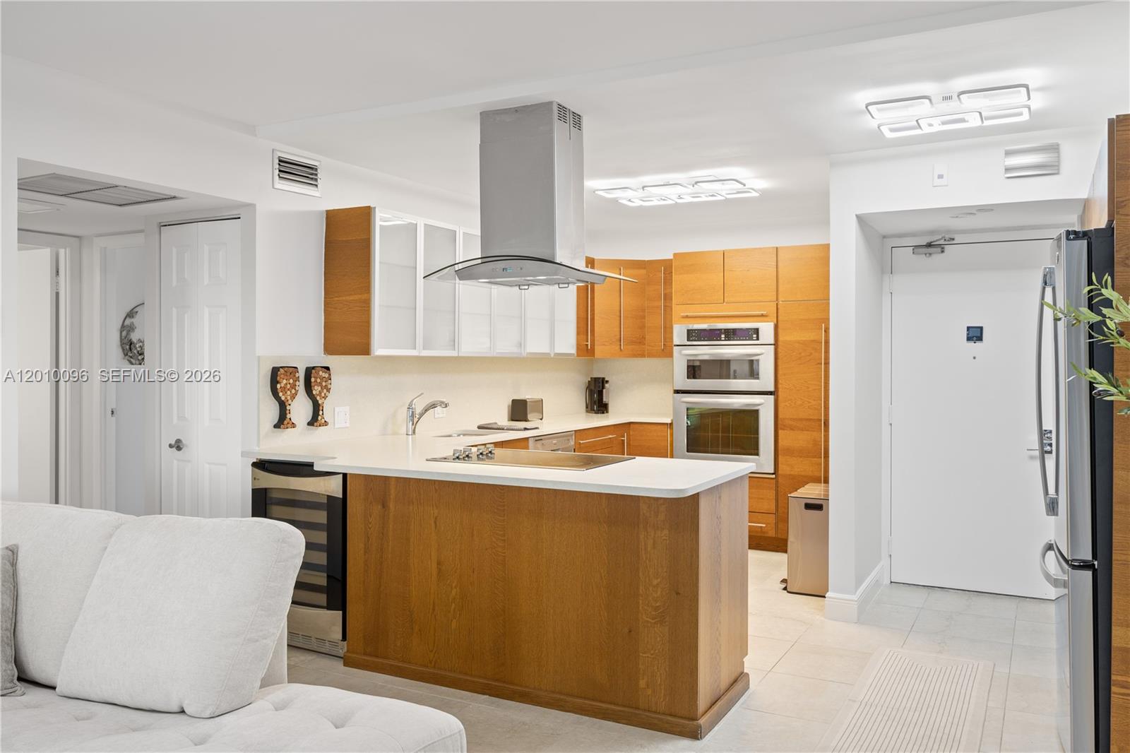 Photo of 20379 Country Club Dr  #1239, Aventura, Florida, 33180 - 