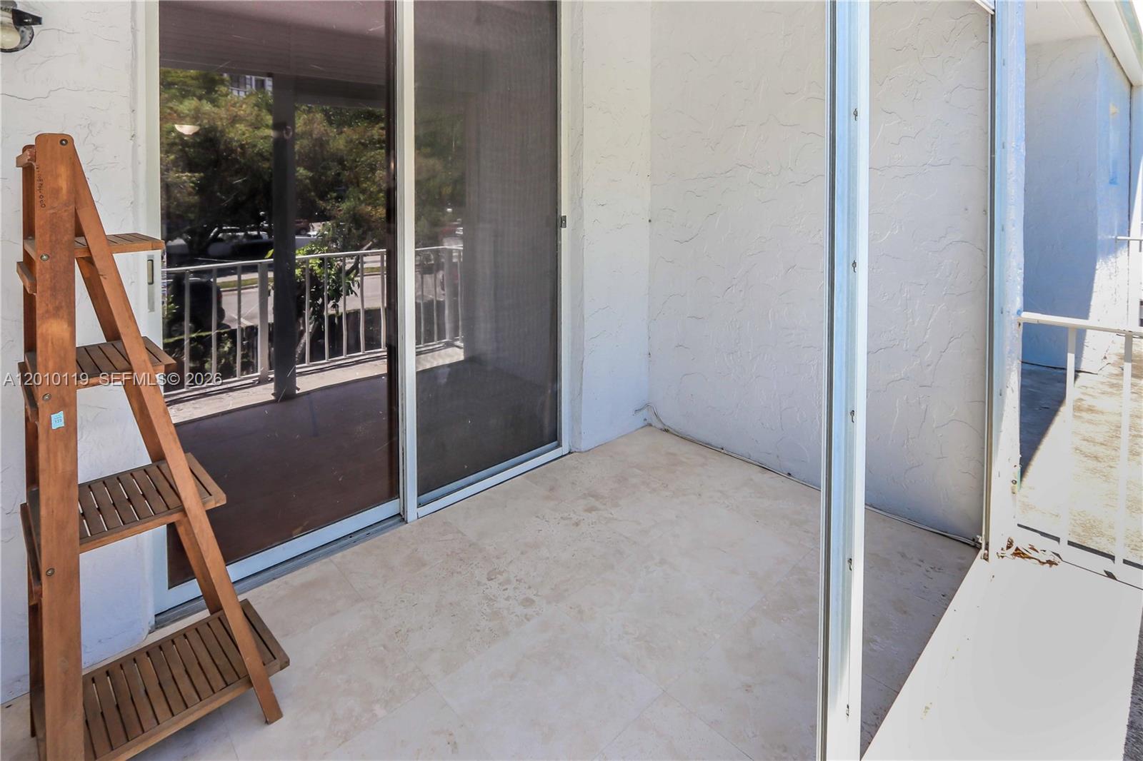 Photo of 928 27th Ave  (928), Hallandale Beach, Florida, 33009 - 