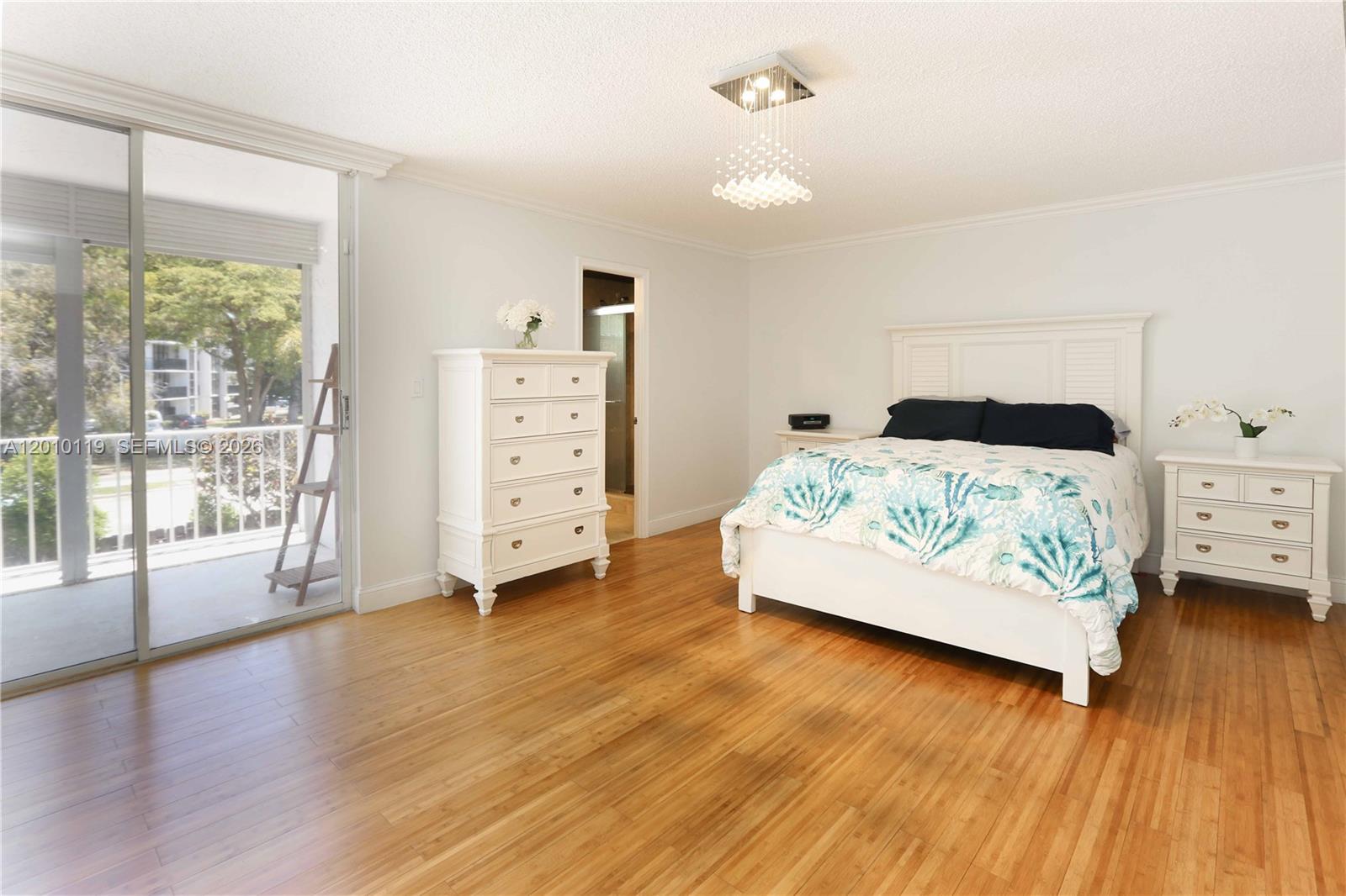 Photo of 928 27th Ave  (928), Hallandale Beach, Florida, 33009 - 