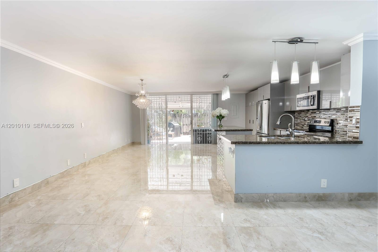 Photo of 928 27th Ave  (928), Hallandale Beach, Florida, 33009 - 