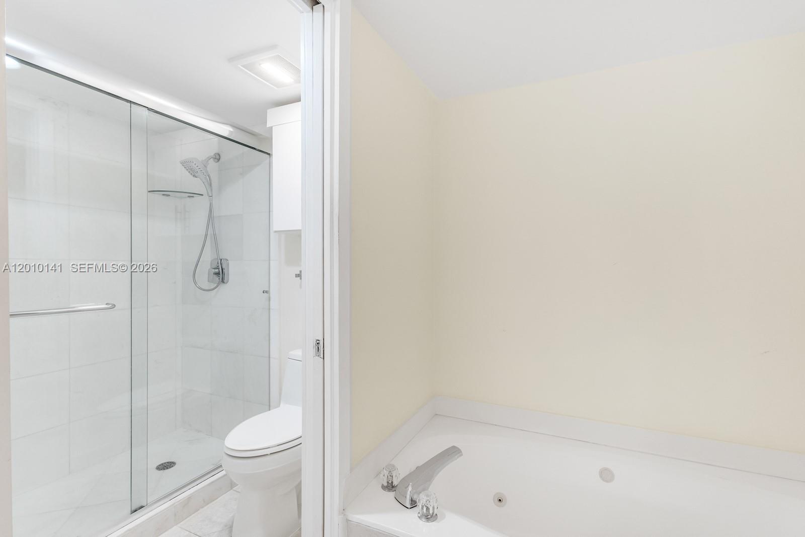 Photo of 3500 Mystic Pointe Dr  #302, Aventura, Florida, 33180 - Master Bathroom