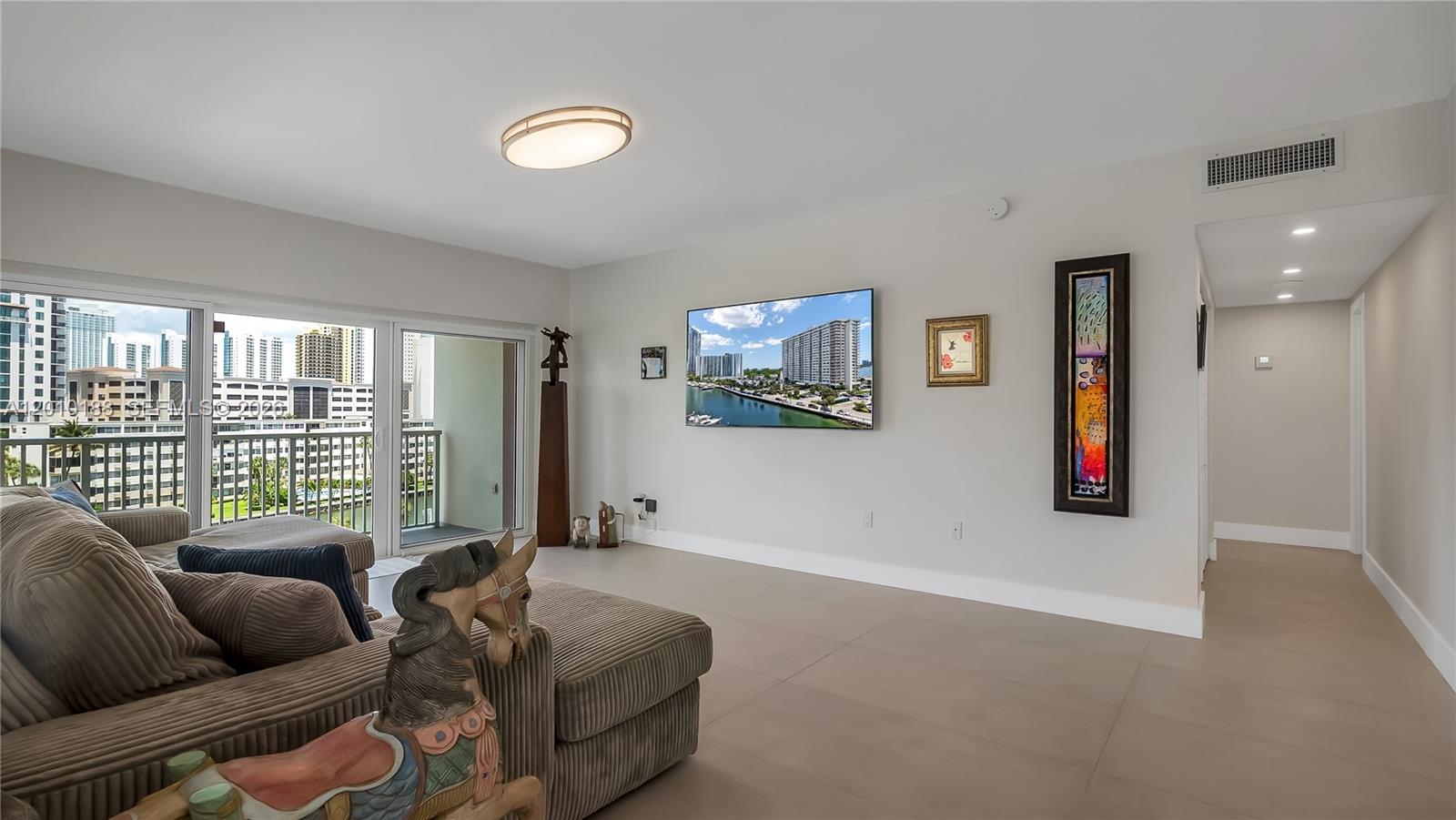 605 2 / 2 1350 sq. ft. $ 2026-04-29 0 Photo