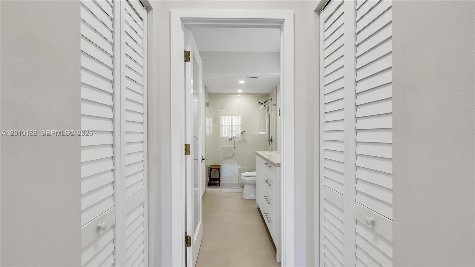 605 2 / 2 1350 sq. ft. $ 2026-04-29 0 Photo