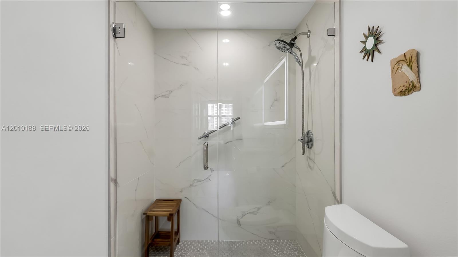 605 2 / 2 1350 sq. ft. $ 2026-04-29 0 Photo