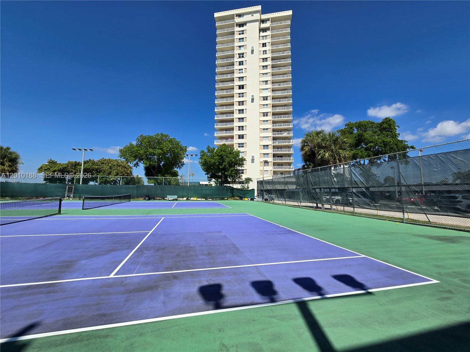 605 2 / 2 1350 sq. ft. $ 2026-04-29 0 Photo