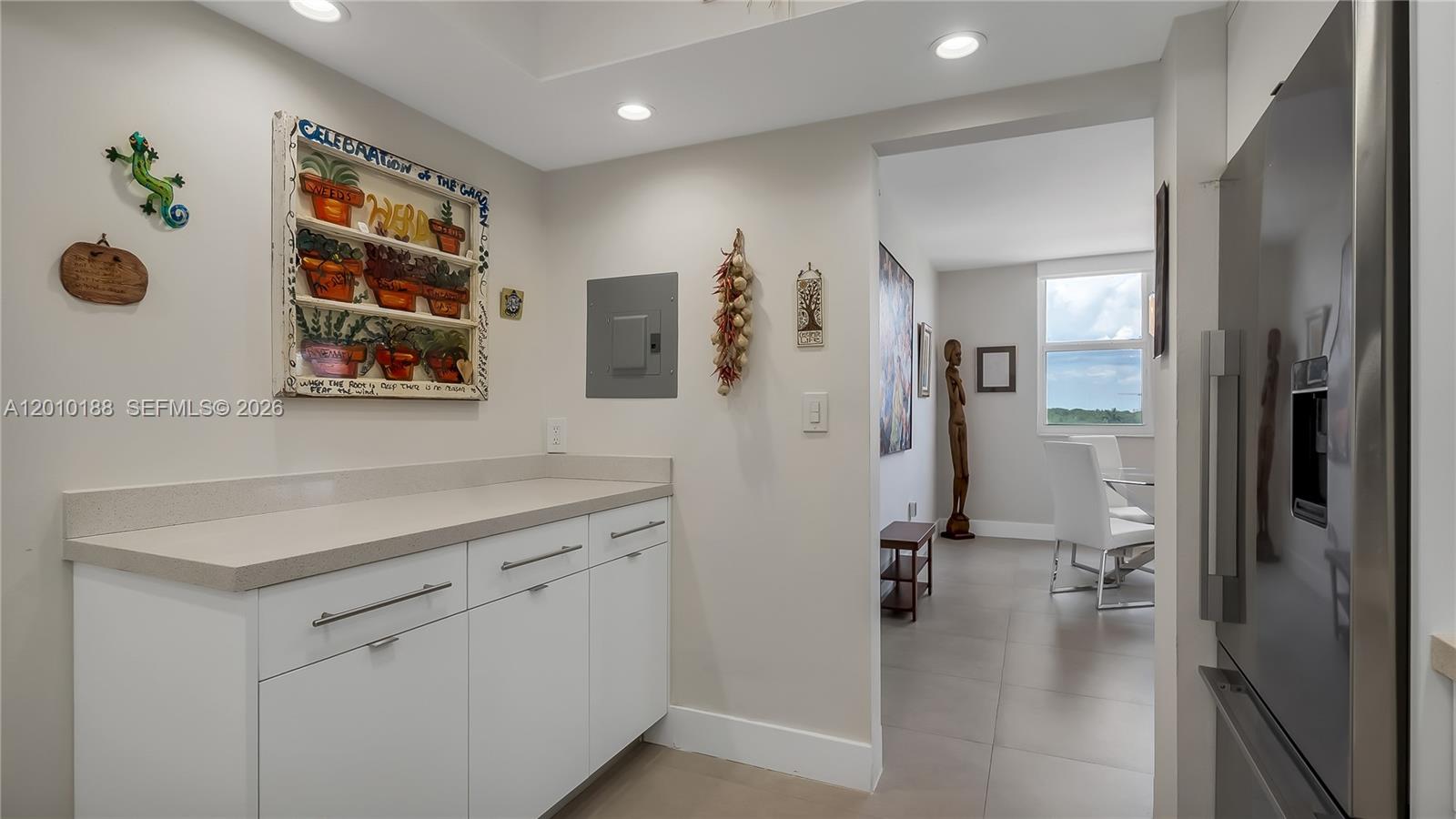 605 2 / 2 1350 sq. ft. $ 2026-04-29 0 Photo