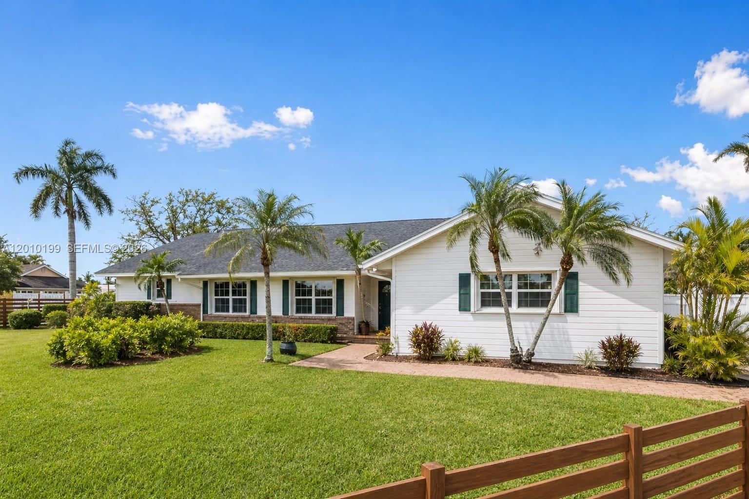 29490 5 / 3 3298 sq. ft. $ 2026-04-29 0 Photo