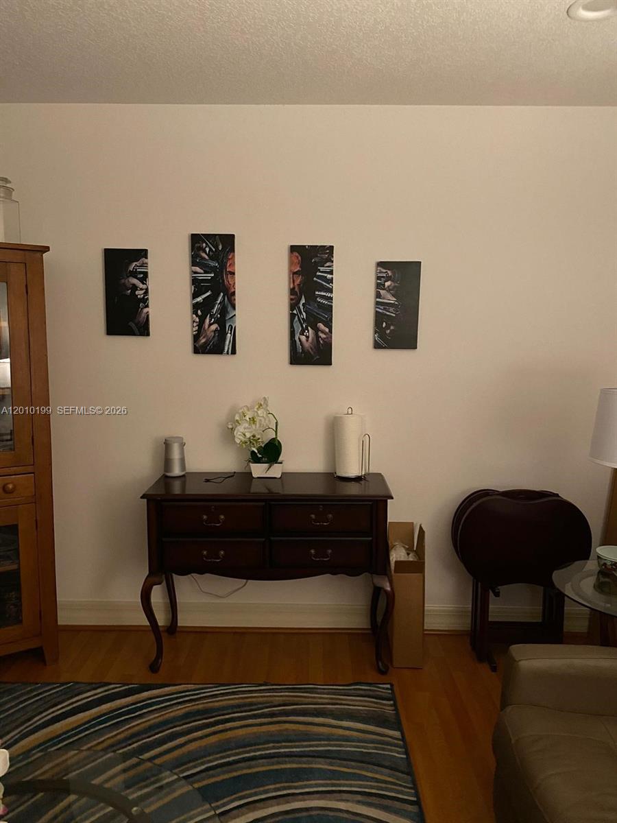 29490 5 / 3 3298 sq. ft. $ 2026-04-29 0 Photo