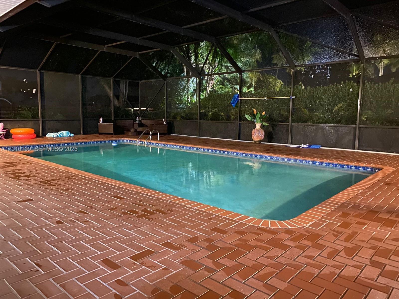29490 5 / 3 3298 sq. ft. $ 2026-04-29 0 Photo