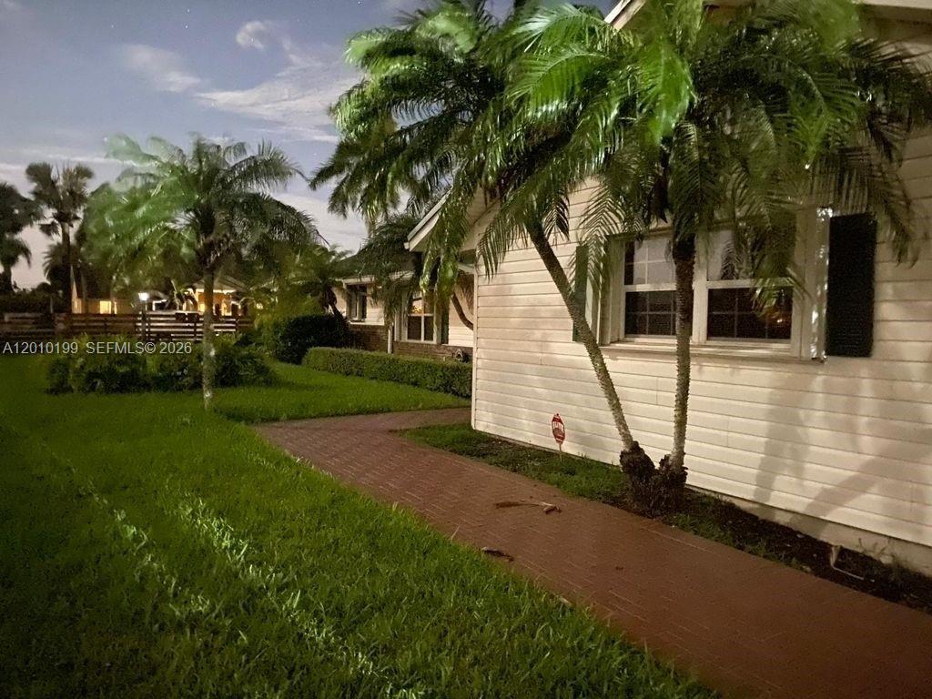 29490 5 / 3 3298 sq. ft. $ 2026-04-29 0 Photo