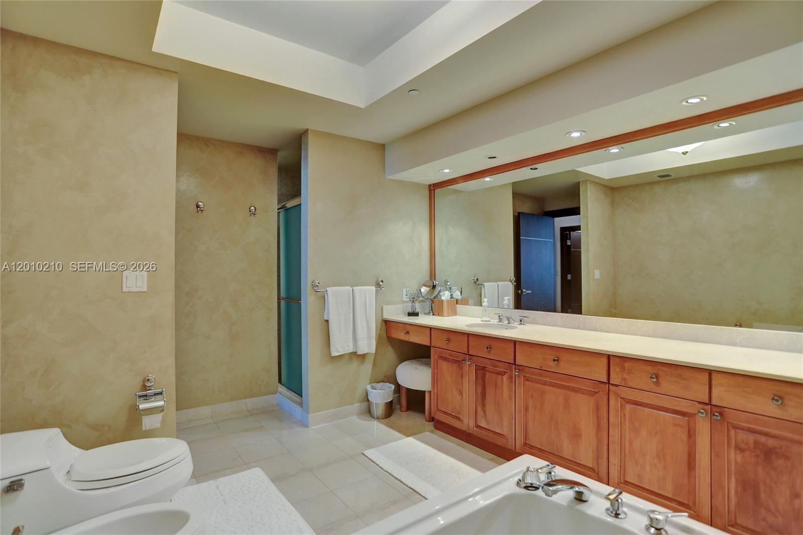 Photo of 10101 Collins Ave #4E, Bal Harbour, Florida, 33154 -