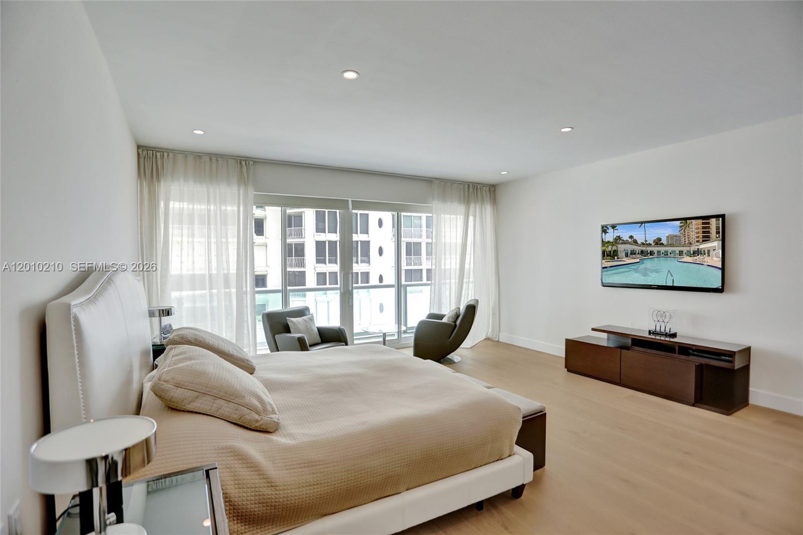Photo of 10101 Collins Ave #4E, Bal Harbour, Florida, 33154 -