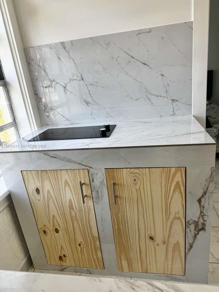 See details / 2525 sq. ft. $ 2026-05-29 0 Photo