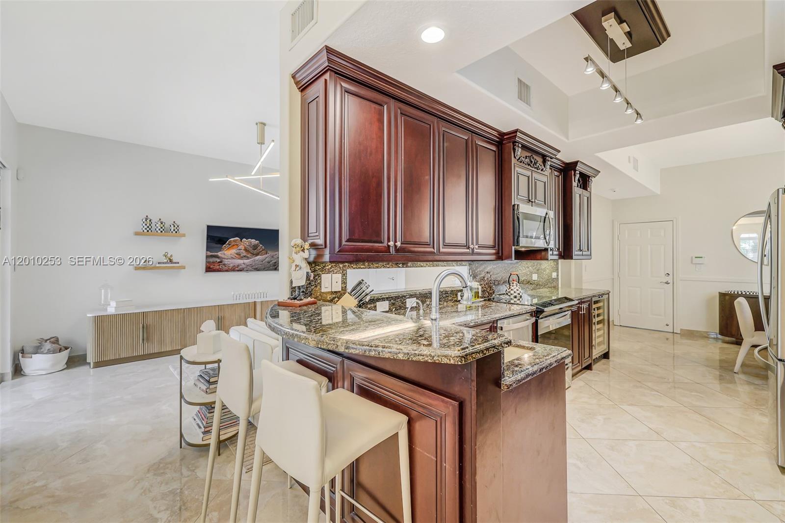 Photo of 20990 30th Pl  (20990), Aventura, Florida, 33180 - 