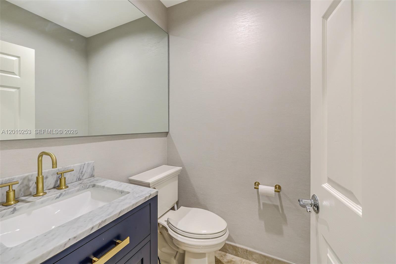 Photo of 20990 30th Pl  (20990), Aventura, Florida, 33180 - 